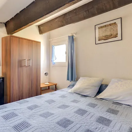 Les Maldives-3 By Interhome アパート